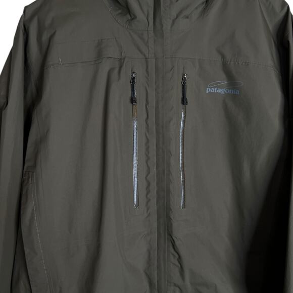 Patagonia Waterproof Hooded Shell Jacket Lightweight in Olive Green Men’s Large - Picture 3 of 11